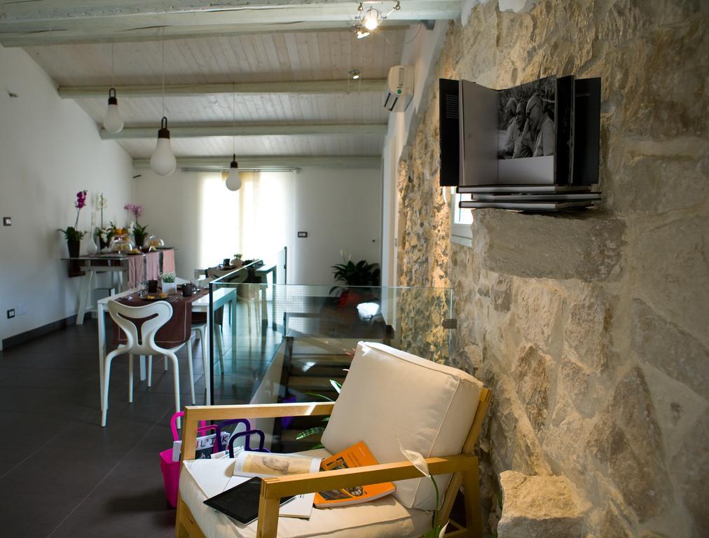 A Mo Casa Bed & Breakfast Комизо Екстериор снимка